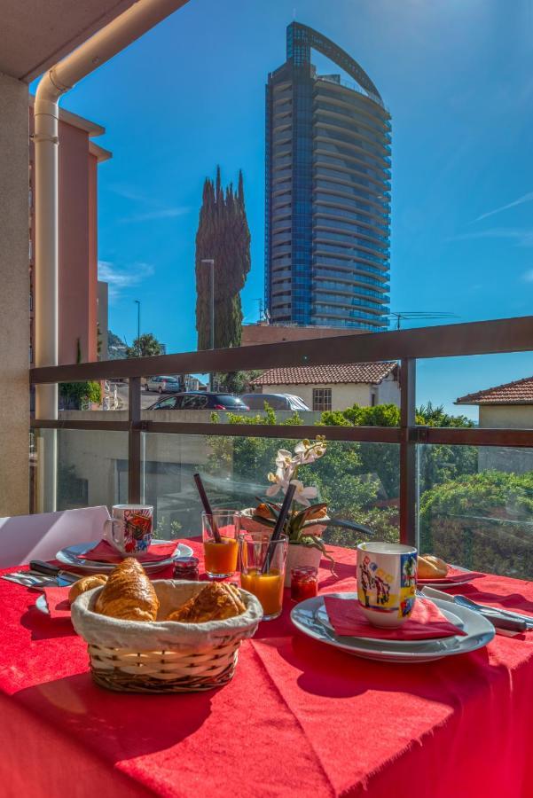 Апартаменты Monaco Sea View & Parking Босолей Экстерьер фото